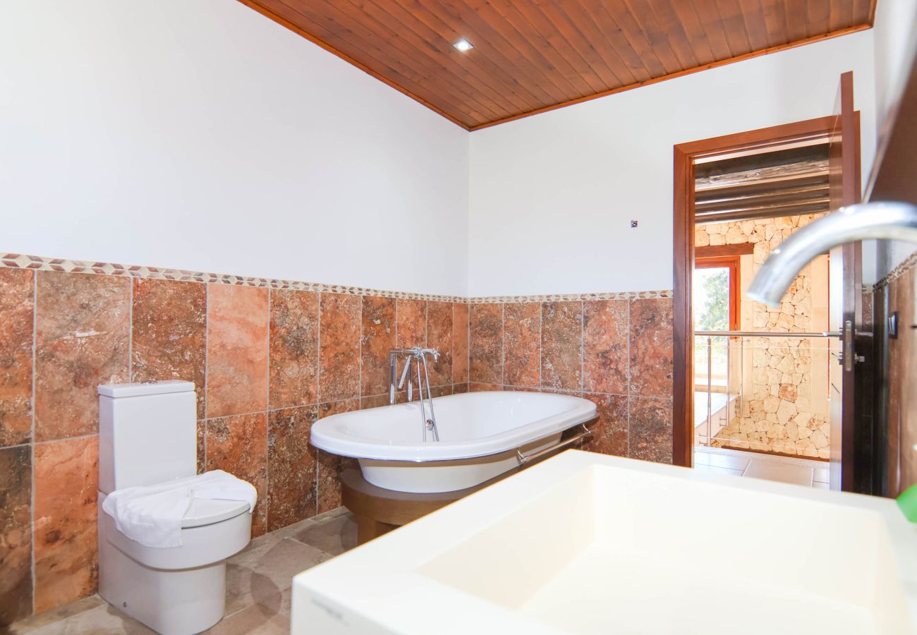 Finca en Sa Pobla - 140 Villa Son Ferragut VT/2073  by Mallorca Charm Finca en Sa Pobla - 140 Villa Son Ferragut VT/2073  by Mallorca Charm