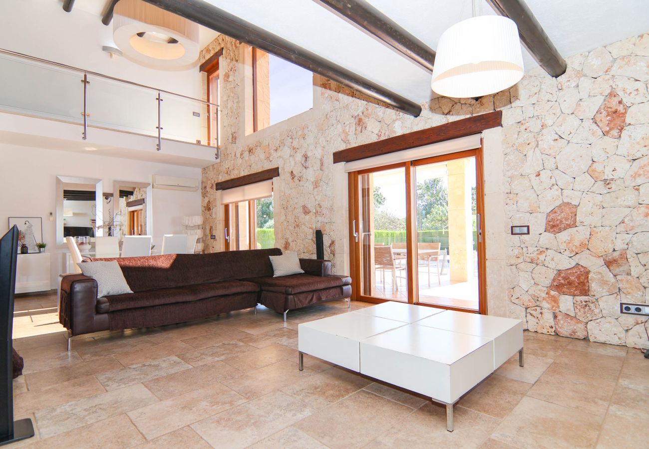 Finca en Sa Pobla - 140 Villa Son Ferragut VT/2073  by Mallorca Charm Finca en Sa Pobla - 140 Villa Son Ferragut VT/2073  by Mallorca Charm