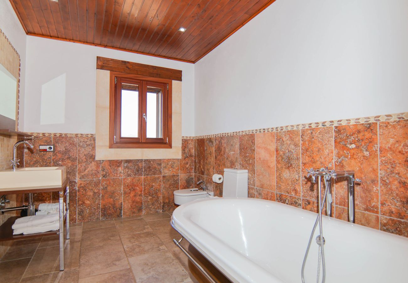 Finca en Sa Pobla - 140 Villa Son Ferragut VT/2073  by Mallorca Charm Finca en Sa Pobla - 140 Villa Son Ferragut VT/2073  by Mallorca Charm