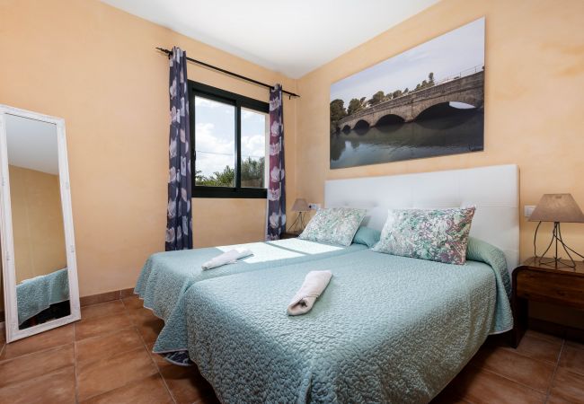 Villa en Muro - YourHouse Villa Romani Villa en Muro - YourHouse Villa Romani