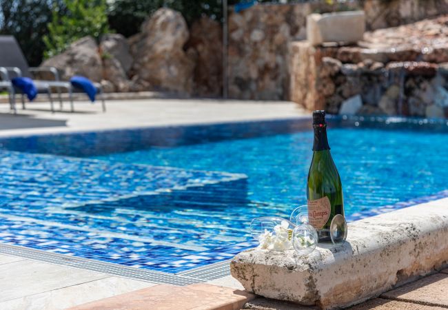 Villa en Muro - YourHouse Villa Romani Villa en Muro - YourHouse Villa Romani