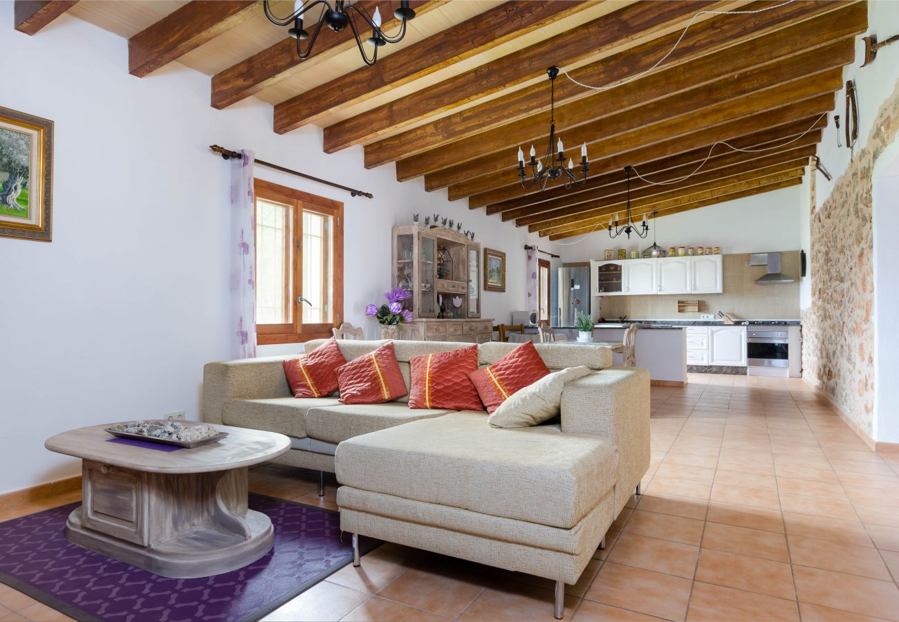 Casa en Llubi - YourHouse Son Sitges