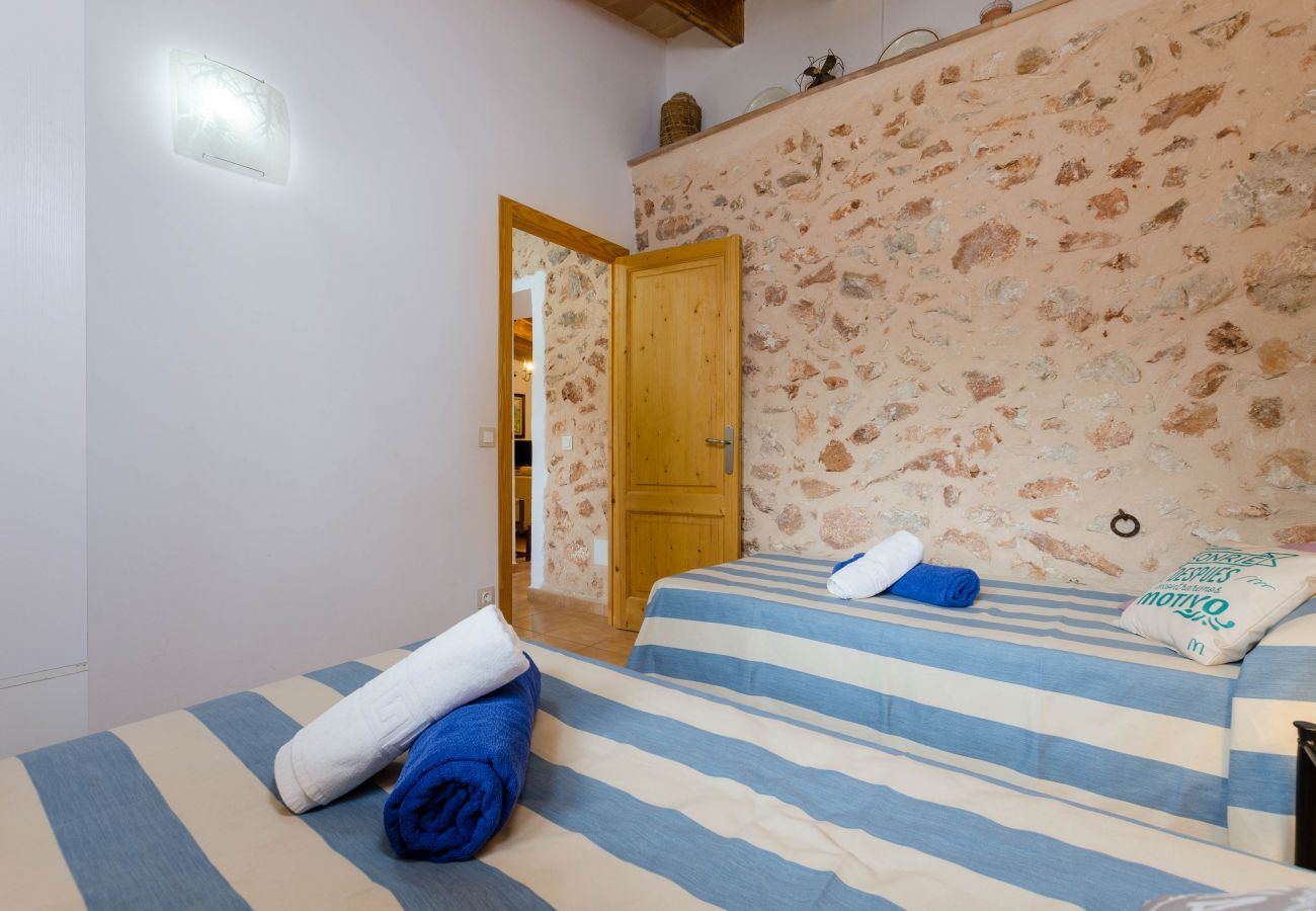 Casa en Llubi - YourHouse Son Sitges