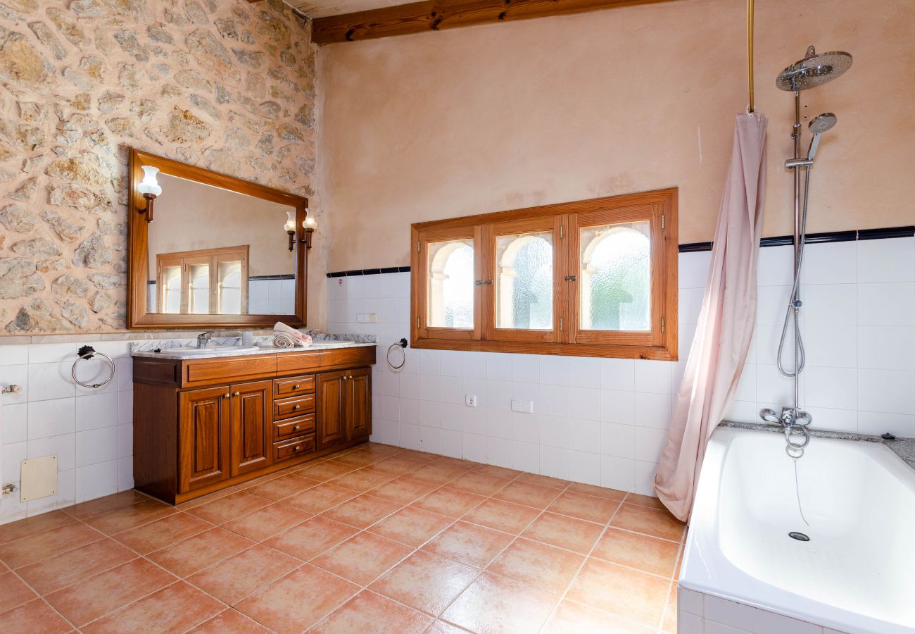 Apartamento en Maria de la salut - Apartment in rural house, YourHouse Deulosal