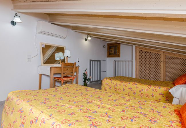 Villa en Buger - YourHouse Sa Sini Villa en Buger - YourHouse Sa Sini