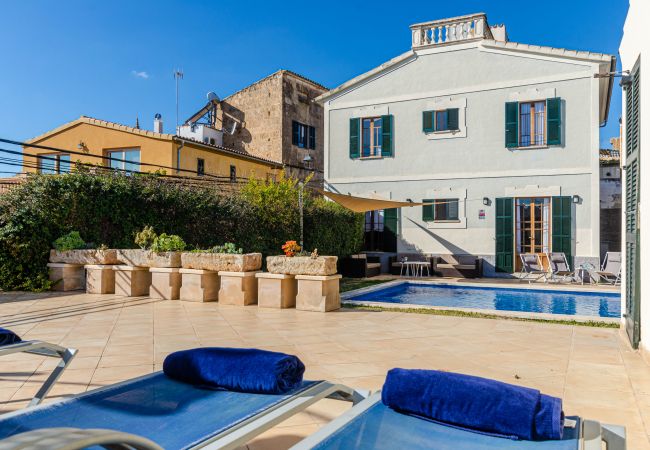 Casa en Llubi - YourHouse Can Bombarda Casa en Llubi - YourHouse Can Bombarda