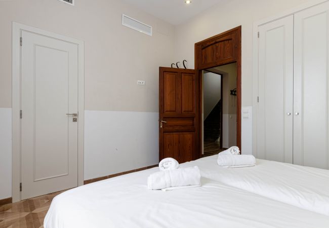 Casa en Llubi - YourHouse Can Bombarda Casa en Llubi - YourHouse Can Bombarda