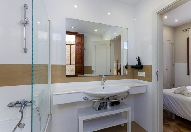 Casa en Llubi - YourHouse Can Bombarda Casa en Llubi - YourHouse Can Bombarda