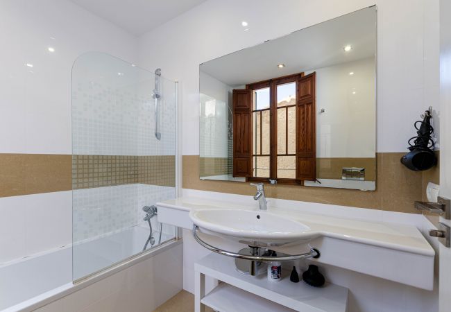 Casa en Llubi - YourHouse Can Bombarda Casa en Llubi - YourHouse Can Bombarda