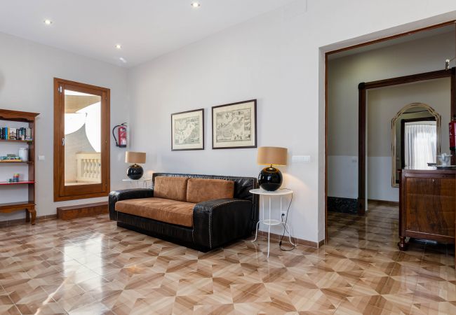 Casa en Llubi - YourHouse Can Bombarda Casa en Llubi - YourHouse Can Bombarda
