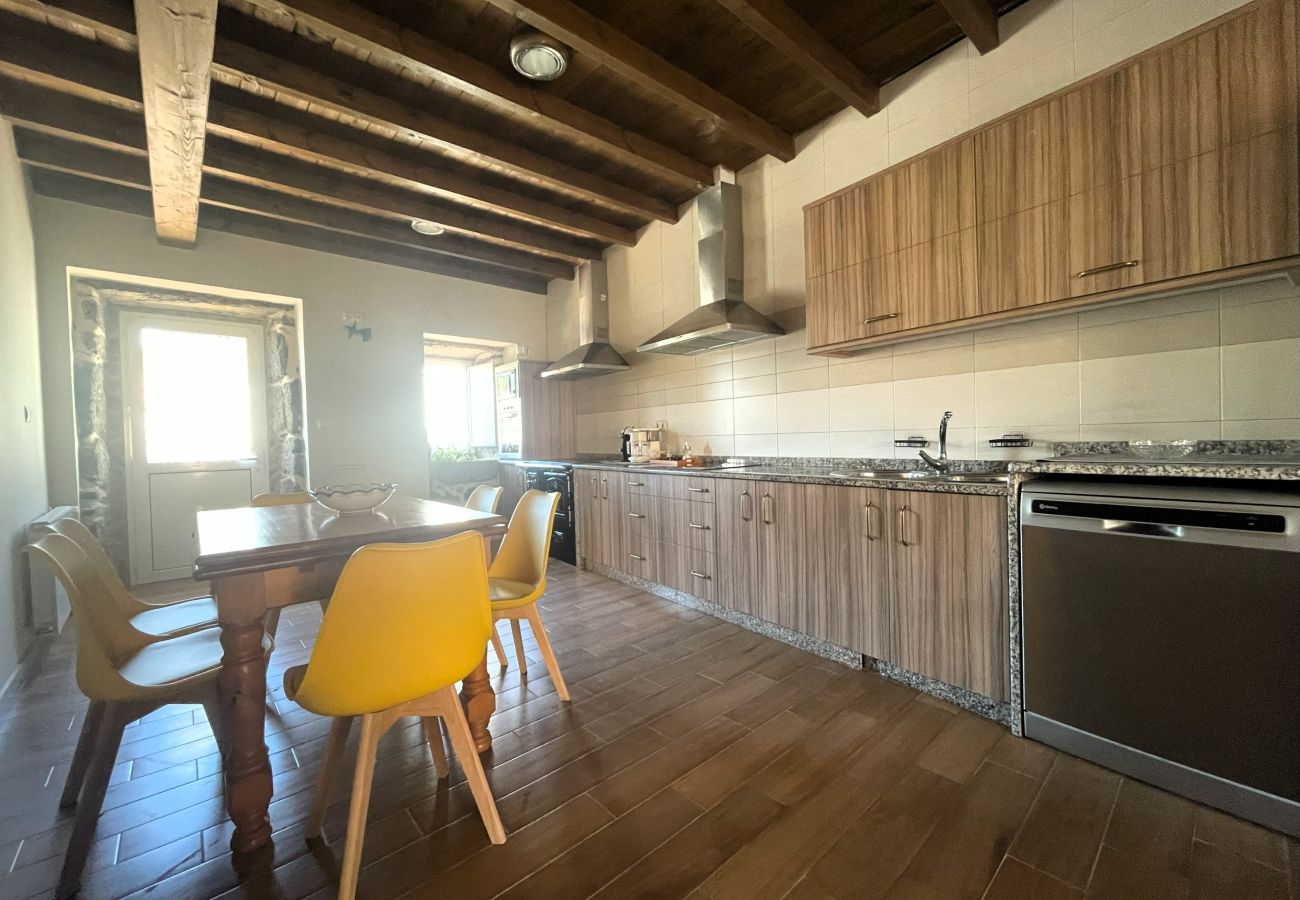 Casa en Ourense - YourHouse A Casa Da Corona