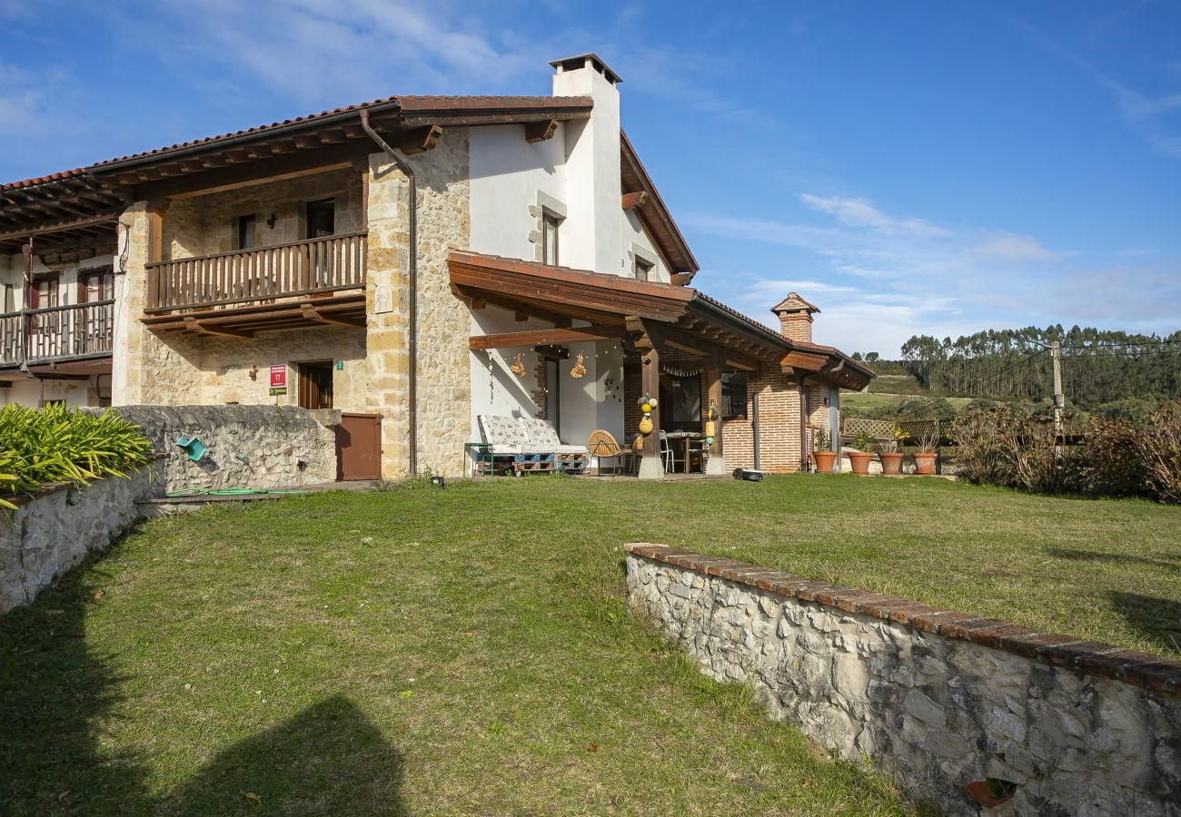 Casa rural en Val de San Vicente - YourHouse Las Hortensias