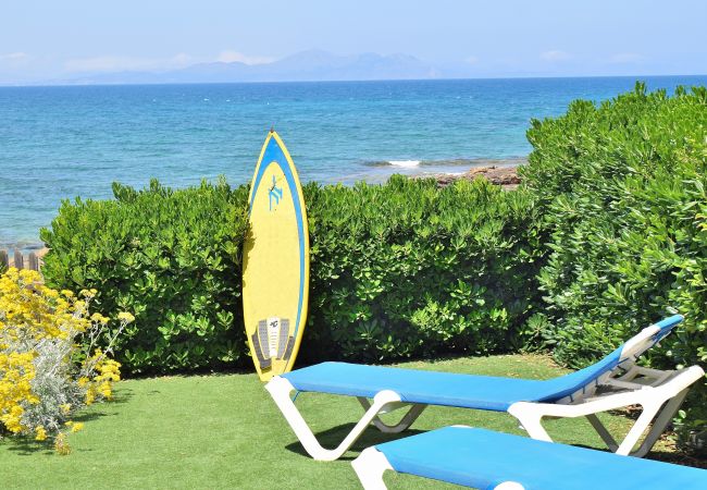 Ferienhaus am Meer, mit Garten und Schwimmbad