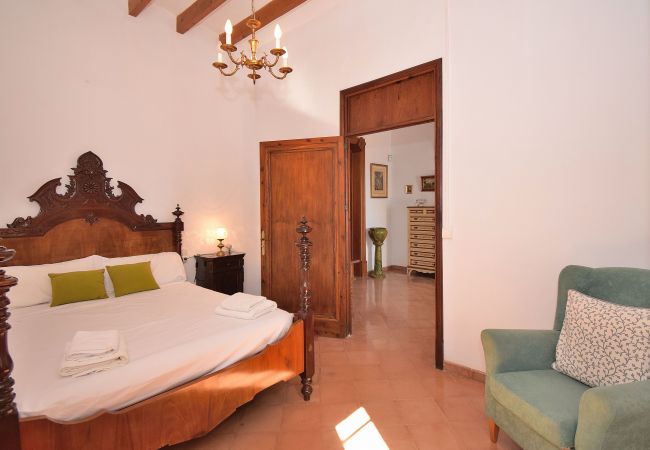 Ferienhaus in Sineu - 175 Casa Ca S'Escolà ETV/11898 by Mallorca Charme Ferienhaus in Sineu - 175 Casa Ca S'Escolà ETV/11898 by Mallorca Charme