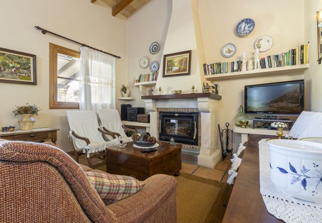 Villa in Caimari - My Rooms Ca Na Mavi Villa in Caimari - My Rooms Ca Na Mavi