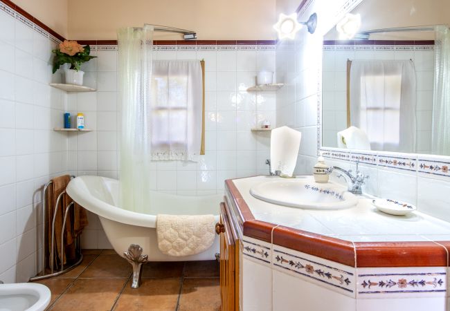 Villa in Caimari - My Rooms Ca Na Mavi Villa in Caimari - My Rooms Ca Na Mavi