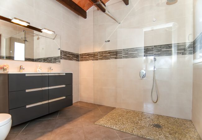 Villa in Sineu - 268 Villa Can Caluix ETV/8149  by Mallorca Charme Villa in Sineu - 268 Villa Can Caluix ETV/8149  by Mallorca Charme