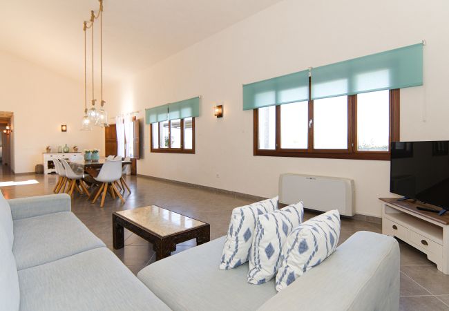 Villa in Sineu - 268 Villa Can Caluix ETV/8149  by Mallorca Charme Villa in Sineu - 268 Villa Can Caluix ETV/8149  by Mallorca Charme