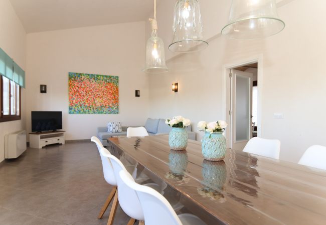 Villa in Sineu - 268 Villa Can Caluix ETV/8149  by Mallorca Charme Villa in Sineu - 268 Villa Can Caluix ETV/8149  by Mallorca Charme