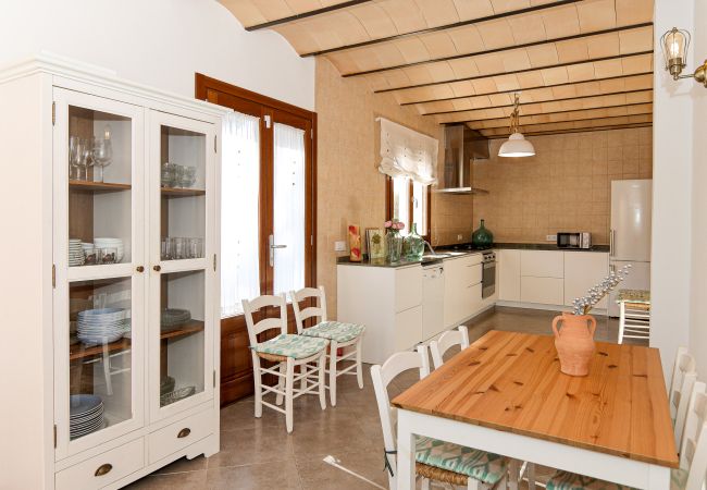 Villa in Sineu - 268 Villa Can Caluix ETV/8149  by Mallorca Charme Villa in Sineu - 268 Villa Can Caluix ETV/8149  by Mallorca Charme