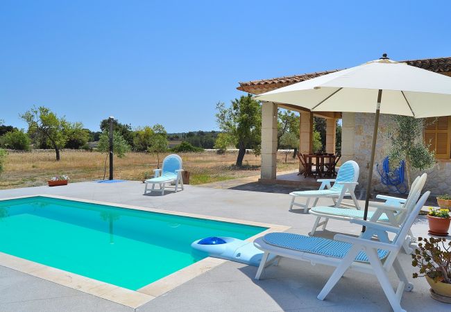 From 100 € per day you can rent your finca in Mallorca from private