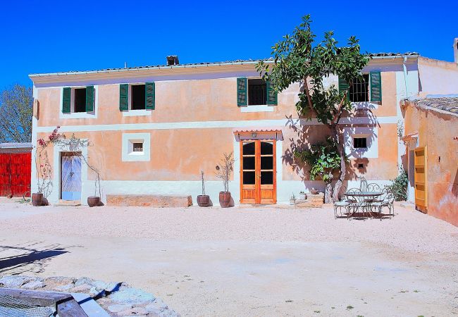 Country house in Son Serra de Marina - Finca Sa Cabaneta 235 by Mallorca Charme