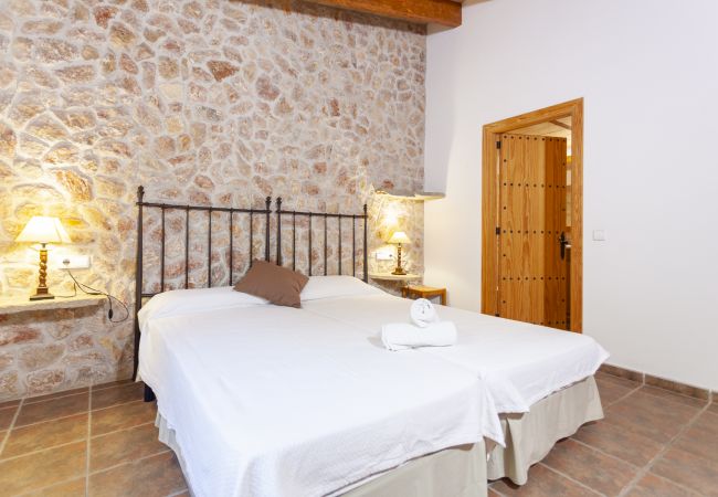 Country house in Sa Pobla - YourHouse Son Gallina Country house in Sa Pobla - YourHouse Son Gallina