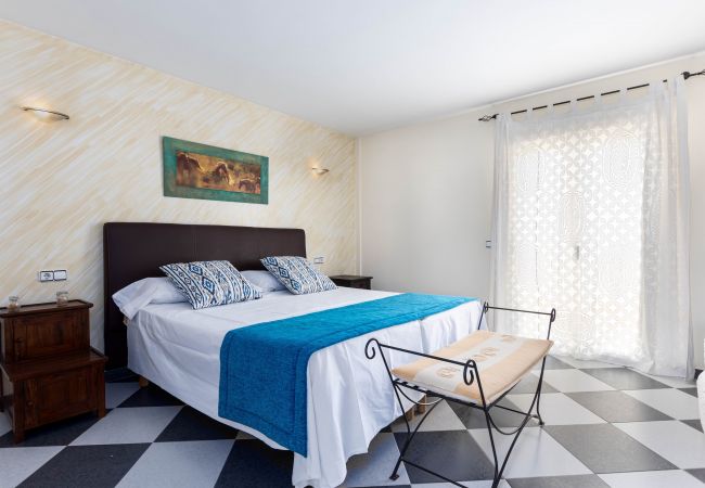 House in Muro - YourHouse Villa Marian House in Muro - YourHouse Villa Marian