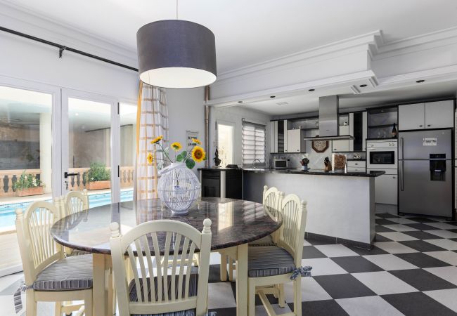 House in Muro - YourHouse Villa Marian House in Muro - YourHouse Villa Marian