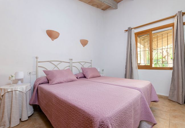 Villa in Buger - YourHouse Sa Sini Villa in Buger - YourHouse Sa Sini