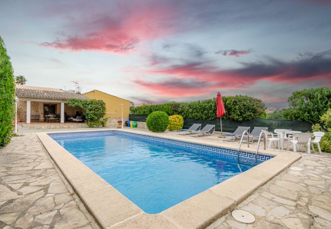 Villa in Buger - YourHouse Sa Sini Villa in Buger - YourHouse Sa Sini