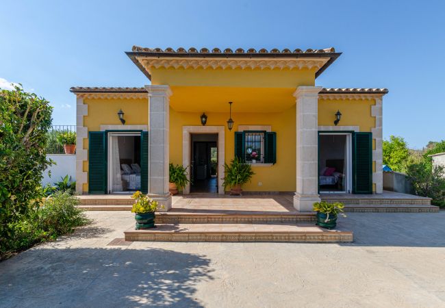 Villa in Buger - YourHouse Son Serra de Búger Villa in Buger - YourHouse Son Serra de Búger