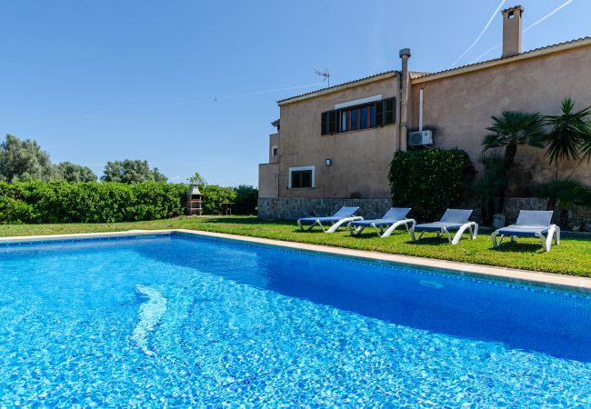 Country house in Ca´n Picafort - YourHouse Ca Na Teulera Country house in Ca´n Picafort - YourHouse Ca Na Teulera