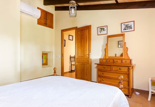 Villa in Petra - YourHouse Son Bosquer Villa in Petra - YourHouse Son Bosquer