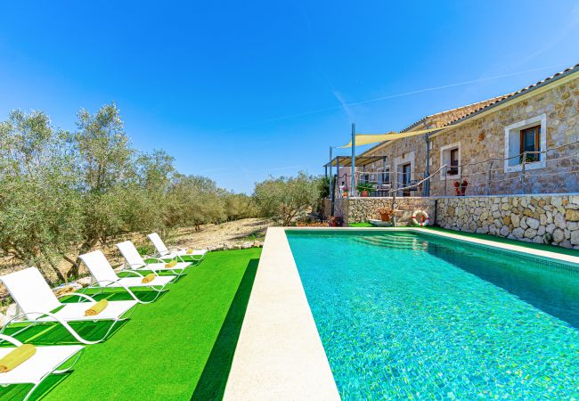 Villa/Dettached house in Sineu - 268 Villa Can Caluix ETV/8149  by Mallorca Charme