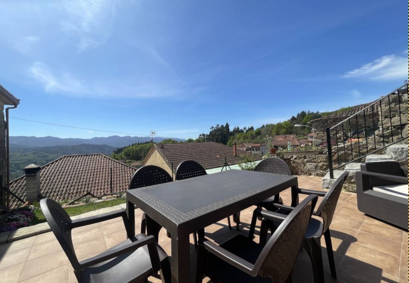 House in Ourense - YourHouse A Casa Da Corona