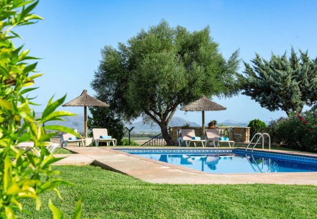 Farm stay in Santa Margalida - Agroturismo Buguemvillea